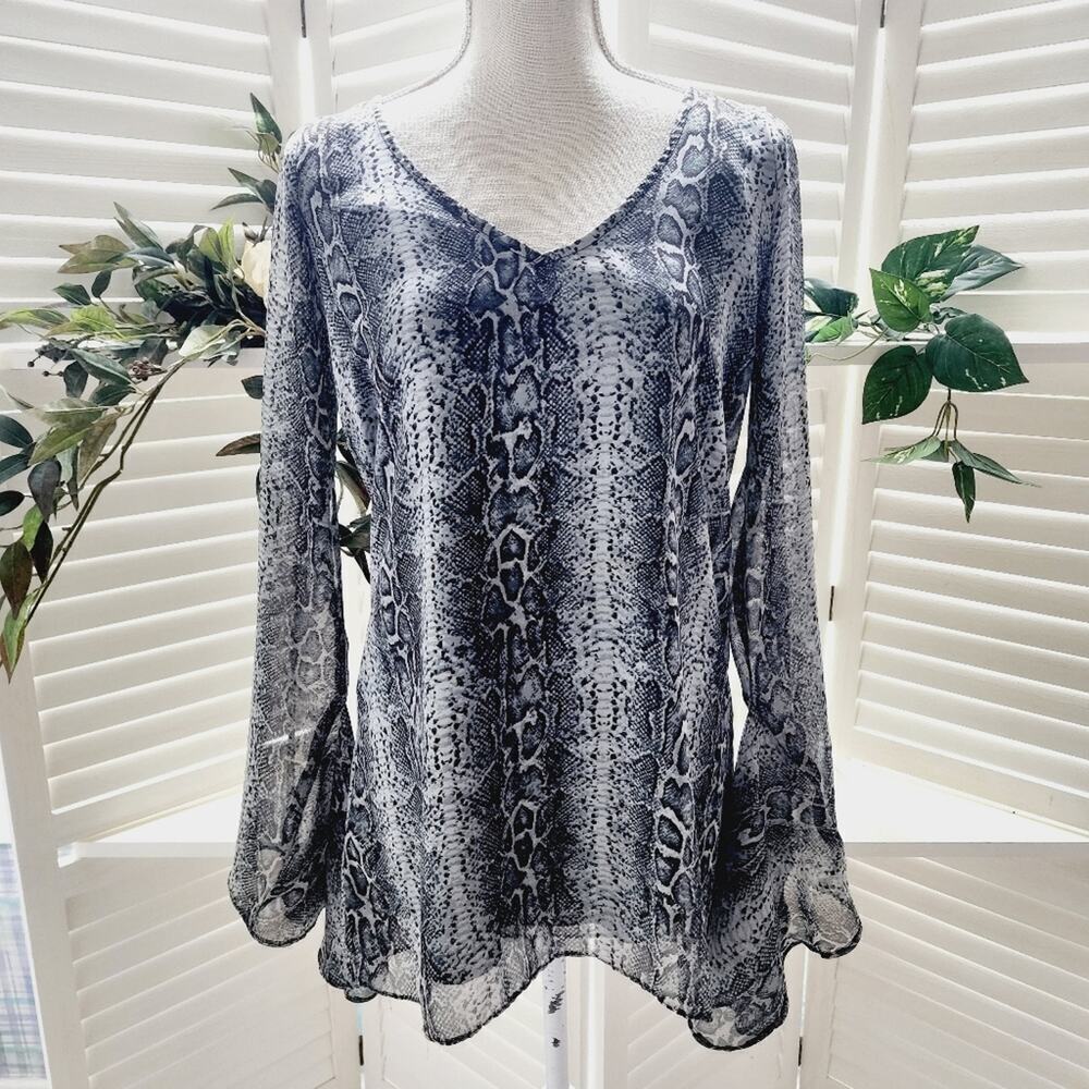 SHOW ME YOUR MUMU GRAY/BROWN SNAKE PRINT WITH RUFFLE SLEEVE SIZE SMALL